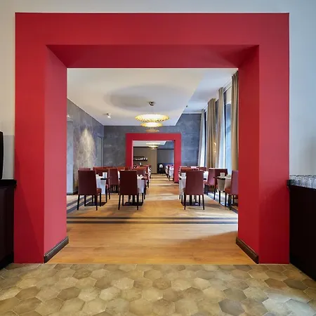 Alte Post Hotel 4*